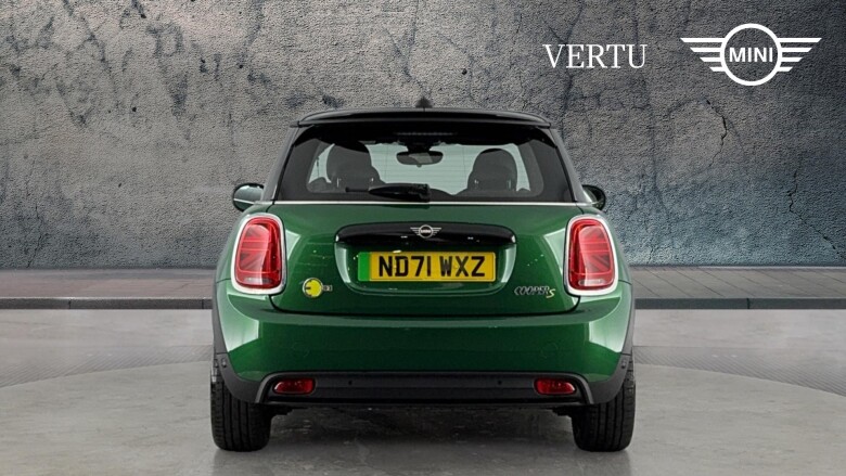 MINI Hatchback 135kW Cooper S Level 2 33kWh 3dr Auto Electric Hatchback